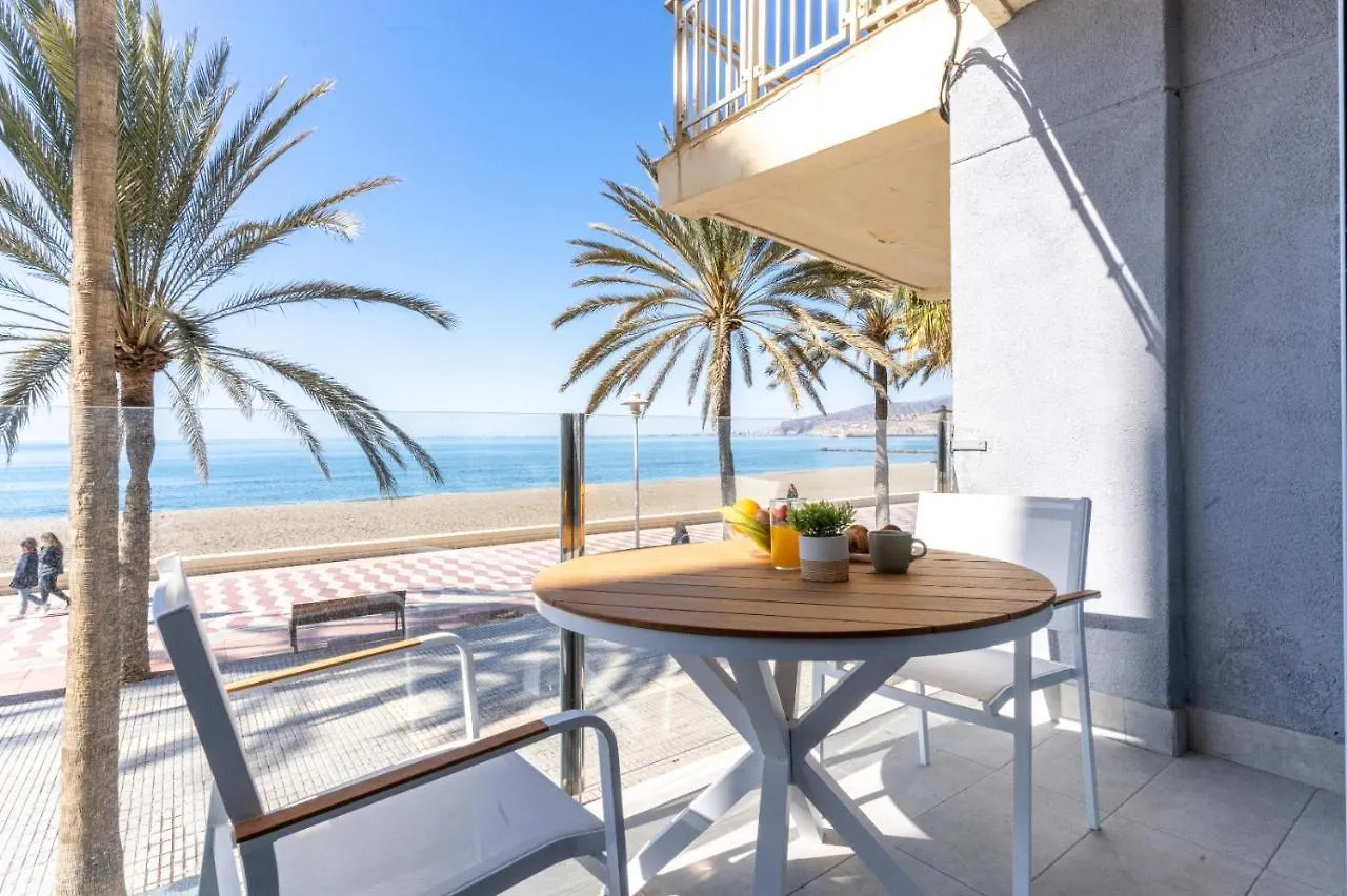 Expoholidays- Apartments Paseo Maritimo Almeria