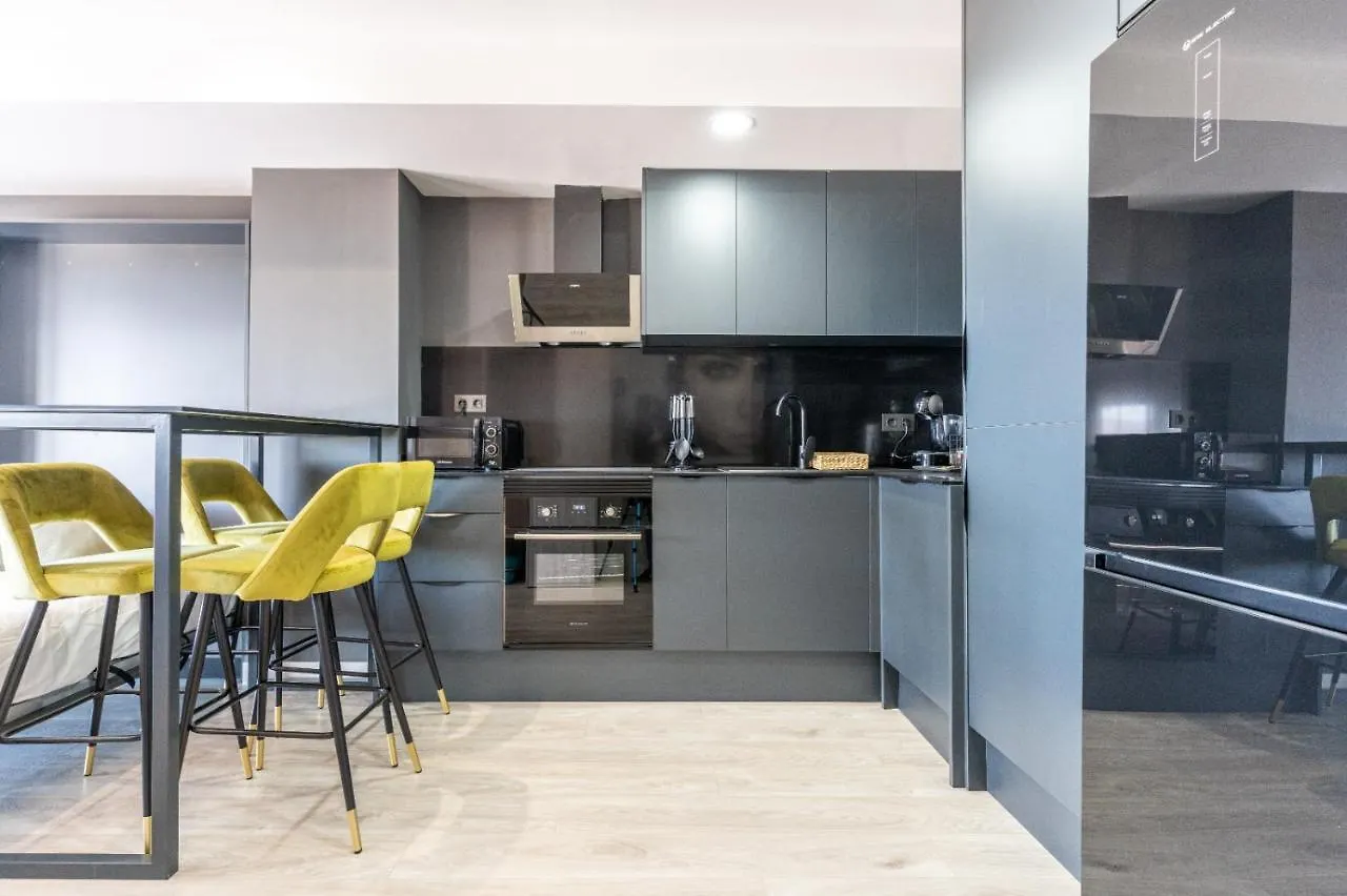 Expoholidays- Apartments Paseo Maritimo Almeria